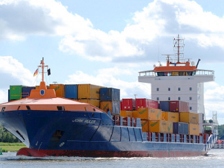 4-Containerships_EQUIPMENT_Vessel-JORK-RULER